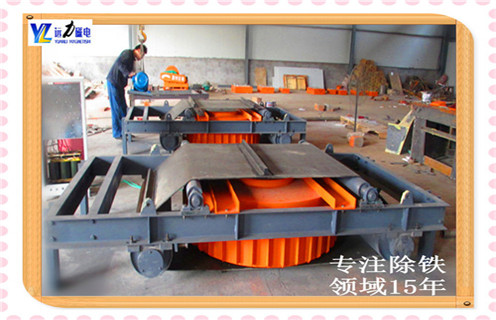 電磁滾筒除鐵器，陜西電磁滾筒除鐵器_如何卸鐵國家標(biāo)準(zhǔn)安裝工作視頻_陜西電磁滾筒除鐵器型號 