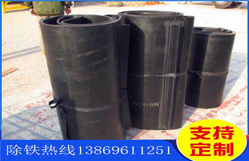 永磁除鐵器，皮帶除鐵器，永磁皮帶除鐵器安裝高度有什么標(biāo)準(zhǔn)嗎