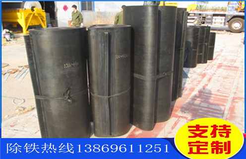 皮帶電磁除鐵器，河北皮帶電磁除鐵器規(guī)格怎么調(diào)節(jié)_河北皮帶電磁除鐵器規(guī)格跑偏原因及如何調(diào)_刮板價格