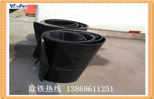 除鐵器皮帶，除鐵器皮帶跑偏的原因及處理方法調(diào)整方法_除鐵器皮帶跑偏的原因及處理方法跑偏原因及如何調(diào)_刮板價格