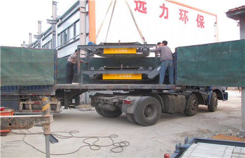永磁滾筒除鐵器，內(nèi)蒙古永磁滾筒除鐵器知識參數(shù)_內(nèi)部磁塊安裝方法_內(nèi)蒙古永磁滾筒除鐵器型號價格