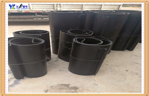 環(huán)形除鐵器皮帶，環(huán)形皮帶除鐵器皮帶廠家如何修復(fù)_環(huán)形皮帶除鐵器皮帶廠家偏原因及如何調(diào)_刮板價格
