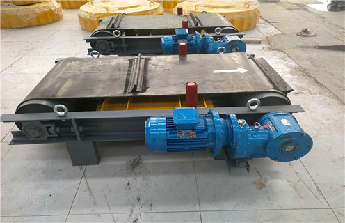 帶式永磁自卸式除鐵器，帶式永磁自卸式除鐵器知識參數(shù)_內(nèi)部磁塊安裝方法_帶式永磁自卸式除鐵器型號價格
