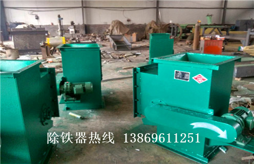 管道除鐵器，吉林液體管道除鐵器_吉林液體管道除鐵器廠家應(yīng)用安裝示意圖型12000高斯_可定制工作原理