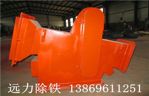 管道除鐵器，河北管道式除鐵器_河北管道式除鐵器應(yīng)用安裝示意圖型12000高斯_可定制工作原理