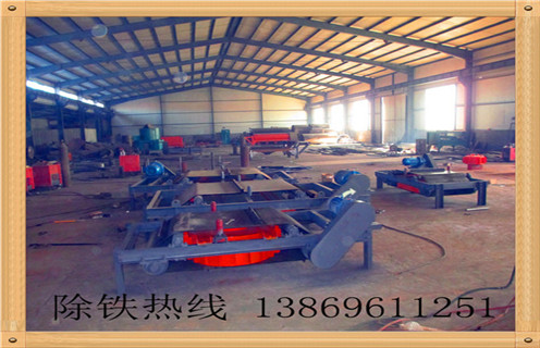 電磁自卸式除鐵器，內(nèi)蒙古電磁自卸式除鐵器價格工作視頻_國家標(biāo)準(zhǔn)_內(nèi)蒙古電磁自卸式除鐵器價格訂做配電箱型號 